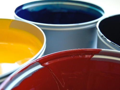 成都工業(yè)涂料在涂裝時(shí)侯需要注意哪些要點(diǎn)？